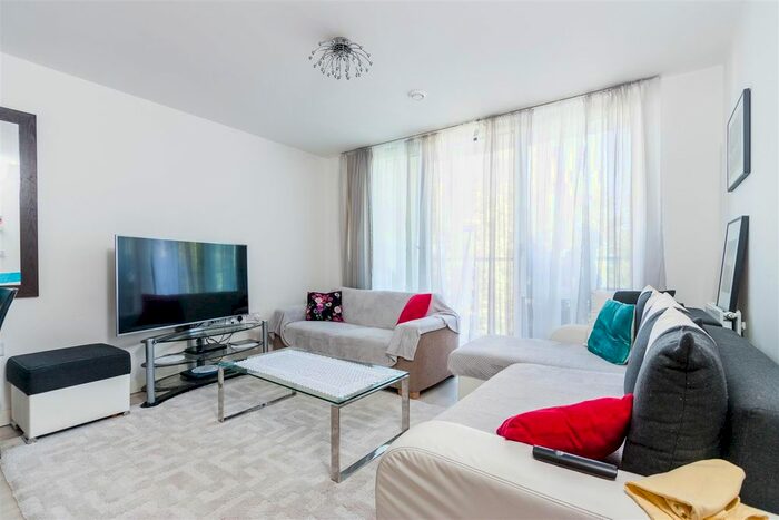 1 Bedroom Flat To Rent In Gwq, Brentford, TW8