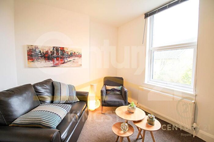 1 Bedroom Flat To Rent In King Charles Road Surbiton, KT5