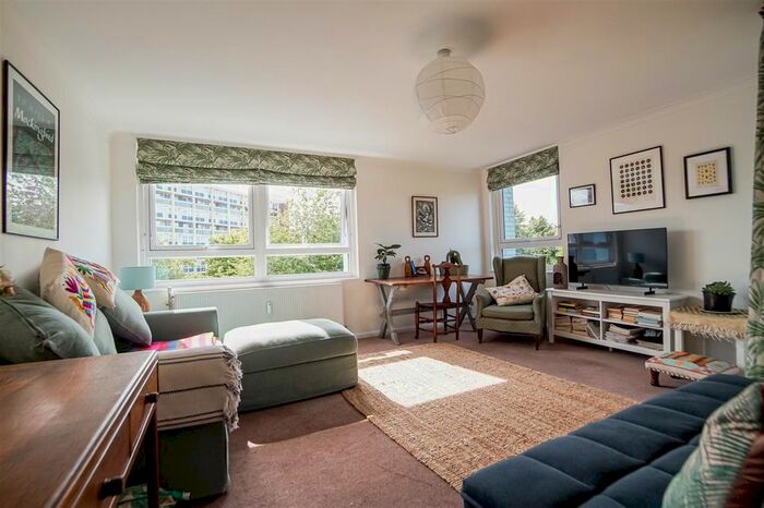 2 Bedroom Flat To Rent In Broughton House, Somerset Street, City Centre, Bristol, BS1