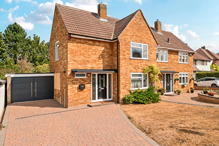 3 Bedroom Semi-Detached House For Sale In Tintagel Road, Orpington, BR5