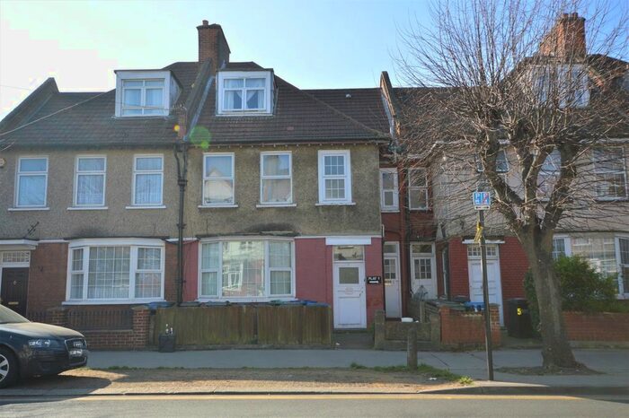 1 Bedroom Flat To Rent In Stanford Road, London, SW16