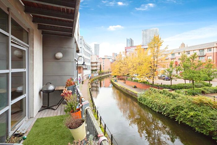 2 Bedroom Apartment For Sale In Whitworth Street West, Manchester, M1