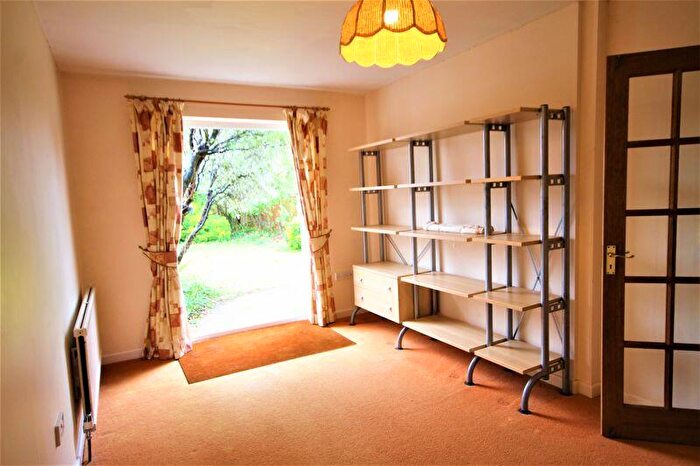 5 Bedroom Detached House To Rent In Warblington Road, Emsworth., PO10