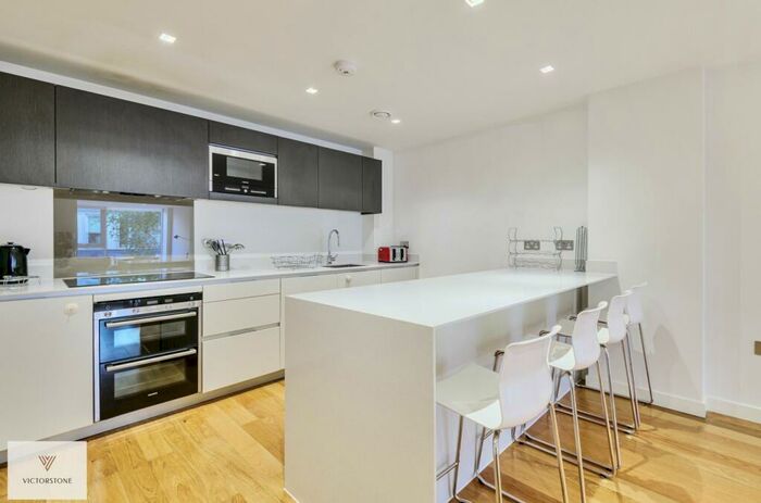 3 Bedroom Apartment To Rent In Spenlow Apartments, Wenlock Road, Angel, London, N1