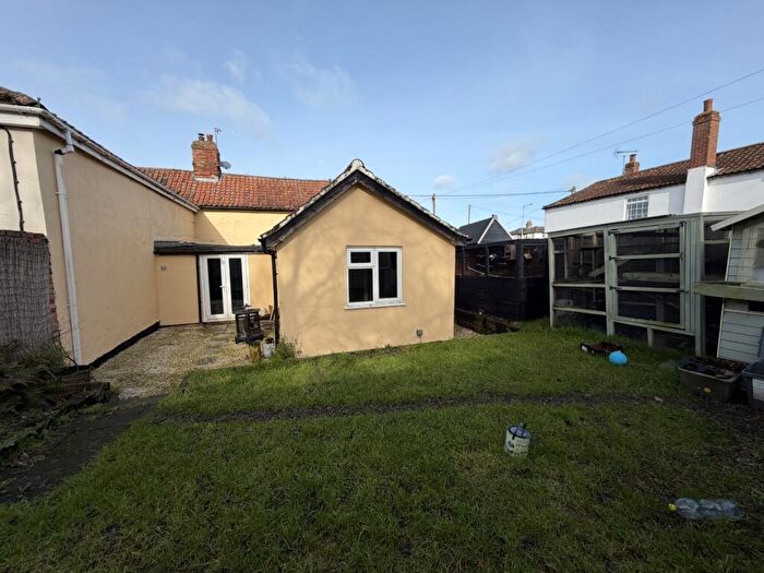3 Bedroom Semi-Detached House For Sale In Brandon Road, Watton, Thetford, Norfolk, IP25