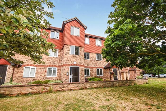 2 Bedroom Flat To Rent In Ramshaw Drive, Springfield, Chelmsford, CM2