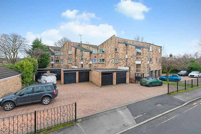 1 Bedroom Flat For Sale In Renton Drive, Guiseley, Leeds, West Yorkshire, LS20