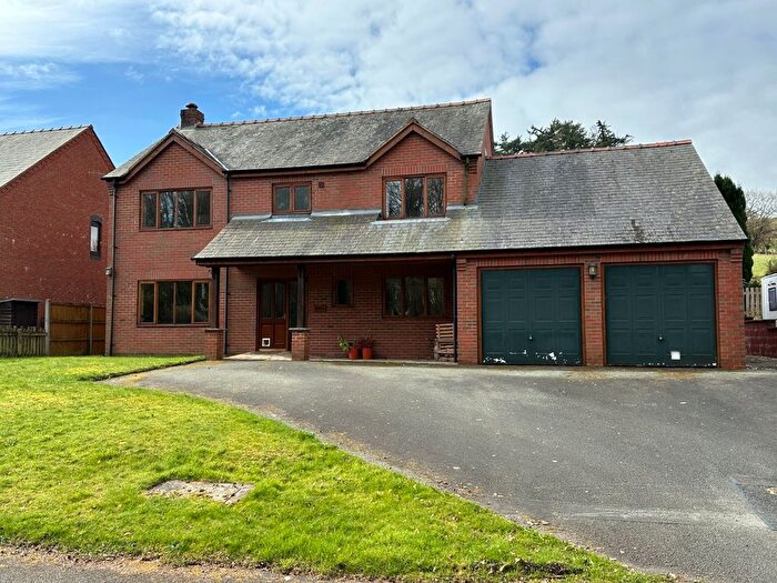 5 Bedroom Detached House To Rent In Troed Y Garth, Y Fan, Llanidloes, Powys, SY18