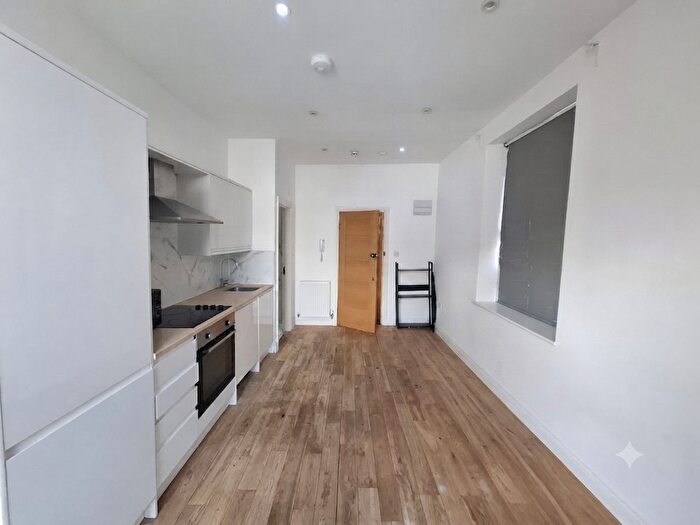 1 Bedroom Flat To Rent In High Street, London, NW10