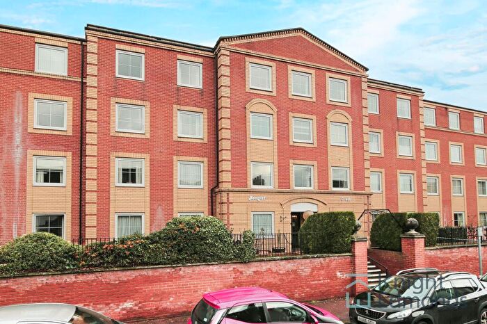 1 Bedroom Retirement Property To Rent In Hengist Court Marsham Street Maidstone, ME14