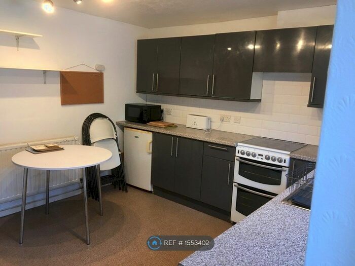 5 Bedroom End Of Terrace House To Rent In Down Avenue, Bath, BA2