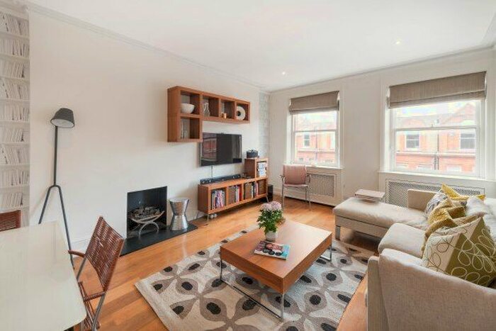 2 Bedroom Flat To Rent In Cresswell Gardens, London, SW5