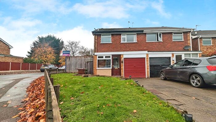 3 Bedroom Semi-Detached House To Rent In Harnall Close, Shirley, Solihull, B90