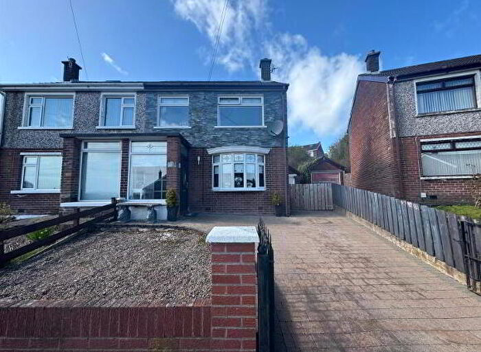 3 Bedroom Semi-Detached House For Sale In Collinward Crescent, Newtownabbey, BT36