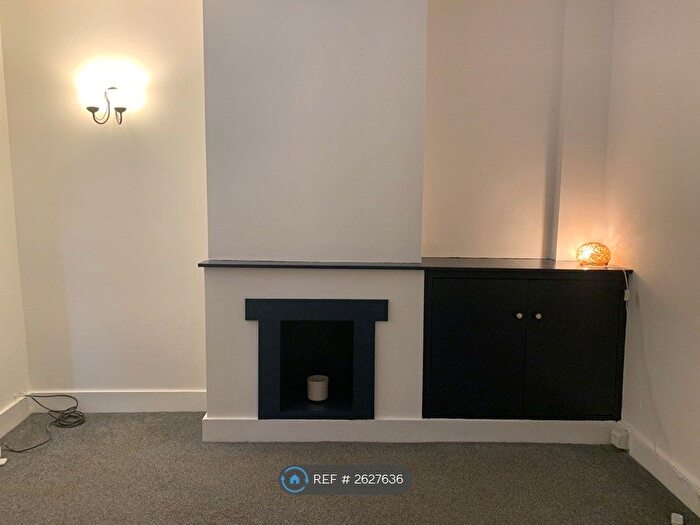 4 Bedroom End Terrace House To Rent In Tivoli Road, London, SE27