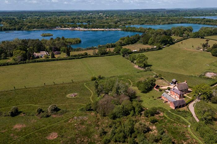 4 Bedroom Detached House For Sale In Rockford, Hampshire, BH24