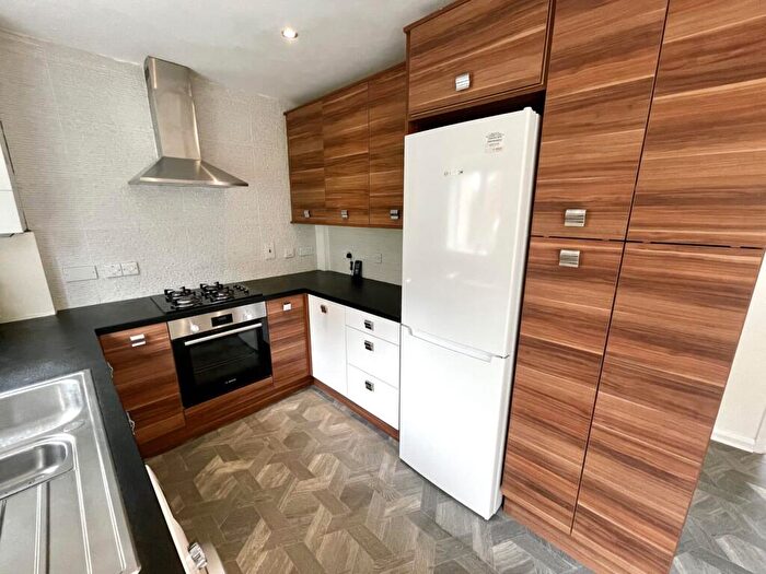 4 Bedroom Terraced House To Rent In Weston View, Sheffield, S10