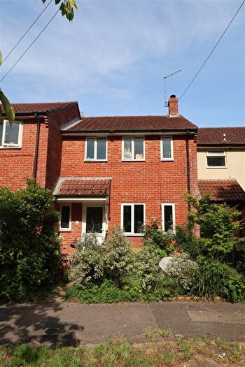 3 Bedroom House To Rent In Fisherbridge Road, Preston, Weymouth, DT3