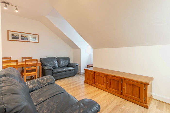 1 Bedroom Flat To Rent In Grove Street Edinburgh United Kingdom, EH3