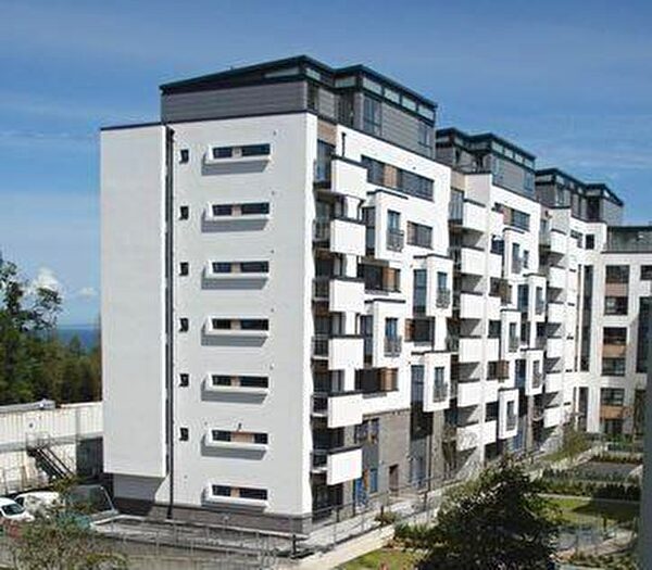 3 Bedroom Flat To Rent In Waterfront Park, Granton, Edinburgh, EH5