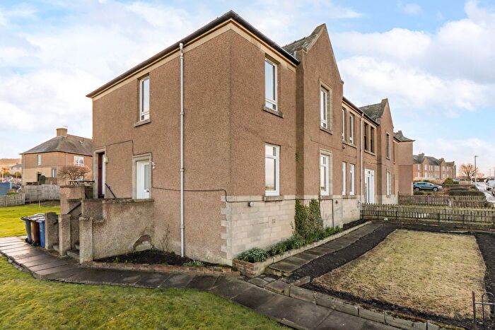 3 Bedroom Flat For Sale In Pentland Avenue, Gowkshill, EH23