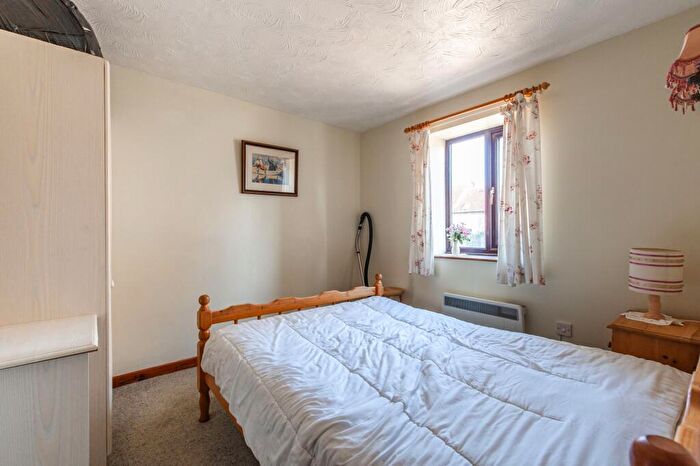 2 Bedroom Terraced Bungalow For Sale In Thornham, PE36