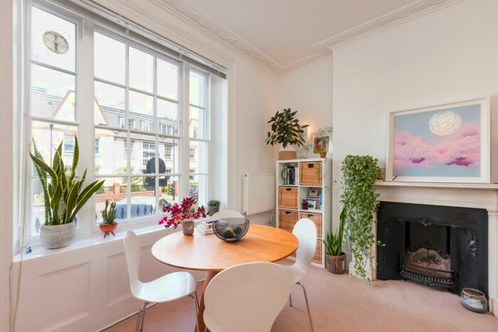 1 Bedroom Flat To Rent In Barnsbury Park, London, N1