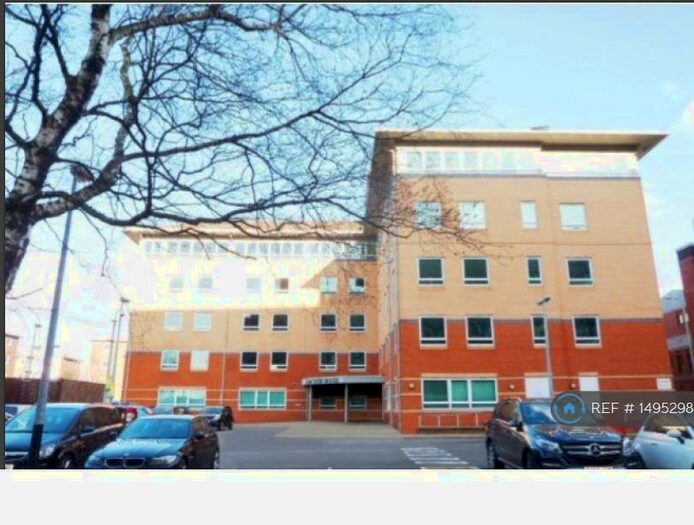 1 Bedroom Flat To Rent In Archer House, Stockport, SK1