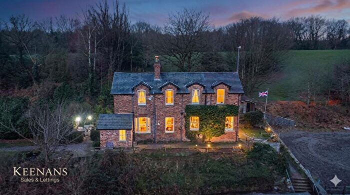 3 Bedroom Equestrian For Sale In Clifton Road, Prestwich, Manchester, M25