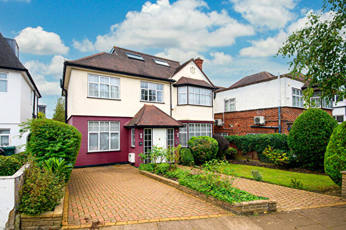 6 Bedroom Detached House For Sale In Grosvenor Gardens London, NW11