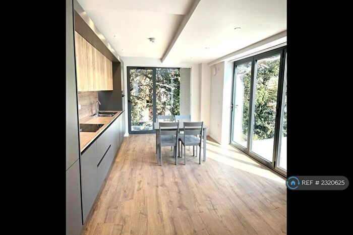 1 Bedroom Flat To Rent In Alder House, Buckingham, MK18