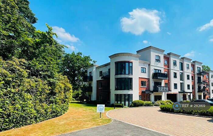 2 Bedroom Flat To Rent In London Road, Binfield, RG42