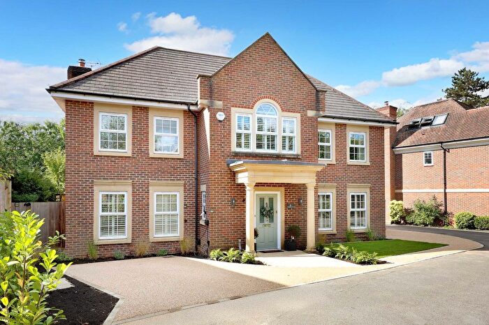 5 Bedroom Detached House For Sale In Callingham Place, Beaconsfield, Buckinghamshire, HP9