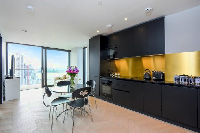 1 Bedroom Flat To Rent In The Waterman, Tidemill Square, Lower Riverside, Greenwich Peninsula, SE10