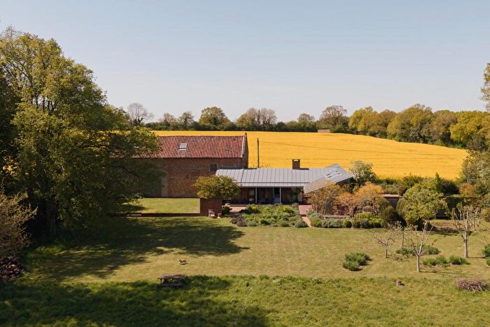 3 Bedroom Detached House For Sale In Edgefield, Norfolk, NR24