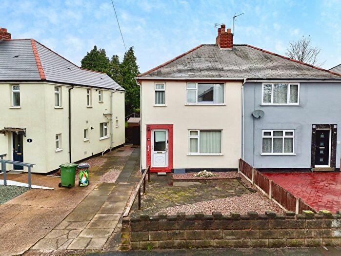 3 Bedroom Semi Detached House For Sale In Mount Road, Pelsall, Walsall, WS3