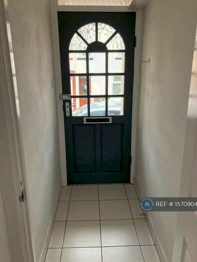 3 Bedroom Terraced House To Rent In Raglan Road, Hengoed, CF82