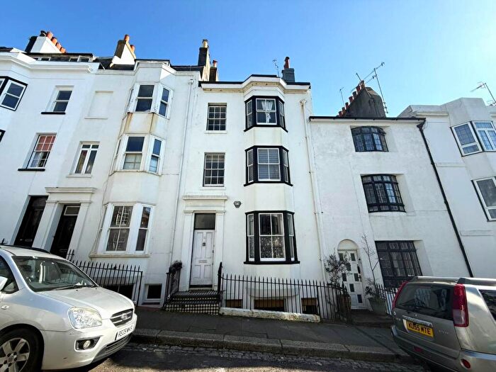 4 Bedroom House To Rent In Upper Market Street, Hove, BN3