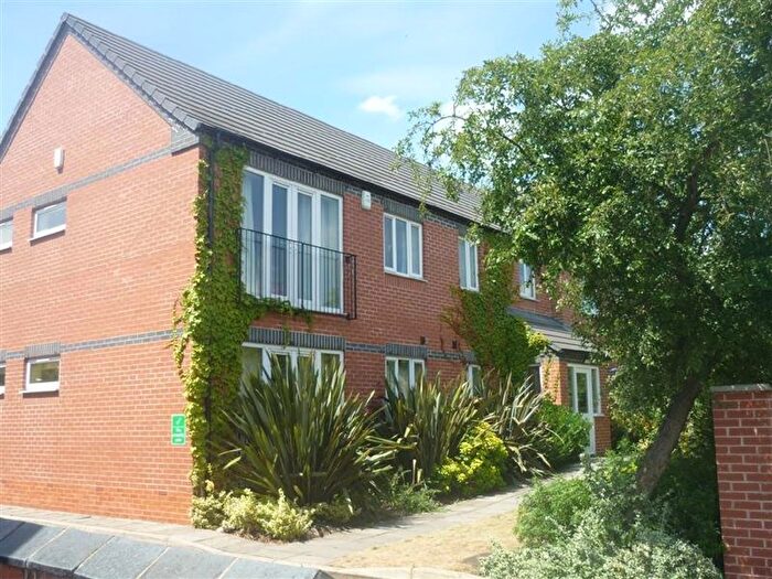 2 Bedroom Flat To Rent In Hawthorne Court, Long Eaton, NG10