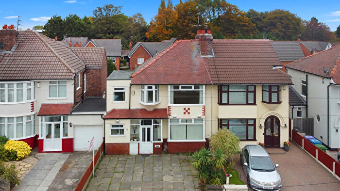 4 Bedroom Semi-Detached House For Sale In The Lynxway, West Derby, Liverpool, Merseyside, L12