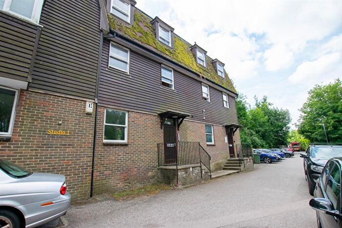 1 Bedroom Flat To Rent In Mill Lane, Uckfield, TN22