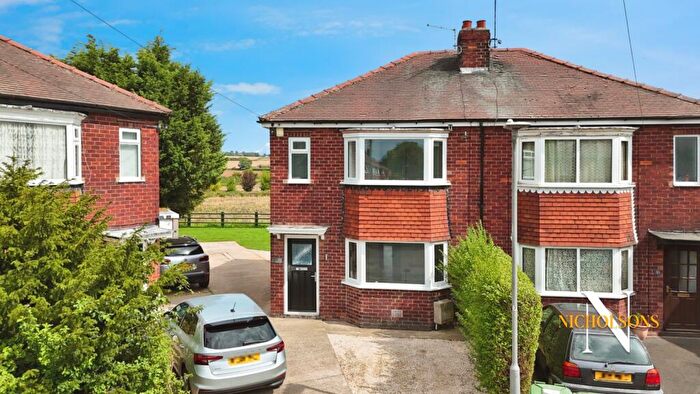 3 Bedroom Semi-Detached House To Rent In Arnold Avenue, Retford, Nottinghamshire, DN22