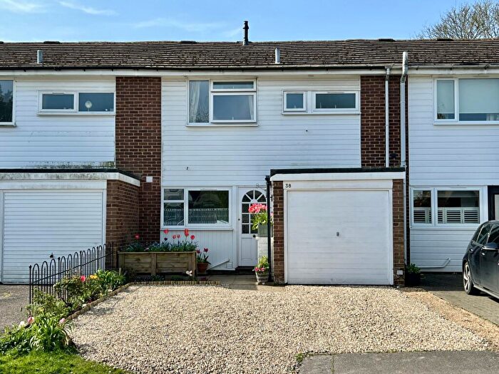 3 Bedroom House For Sale In Barnmead, Haywards Heath, RH16