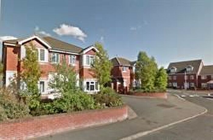 2 Bedroom Flat To Rent In Richard Parkes House, Lloyd Street, Wednesbury, WS10