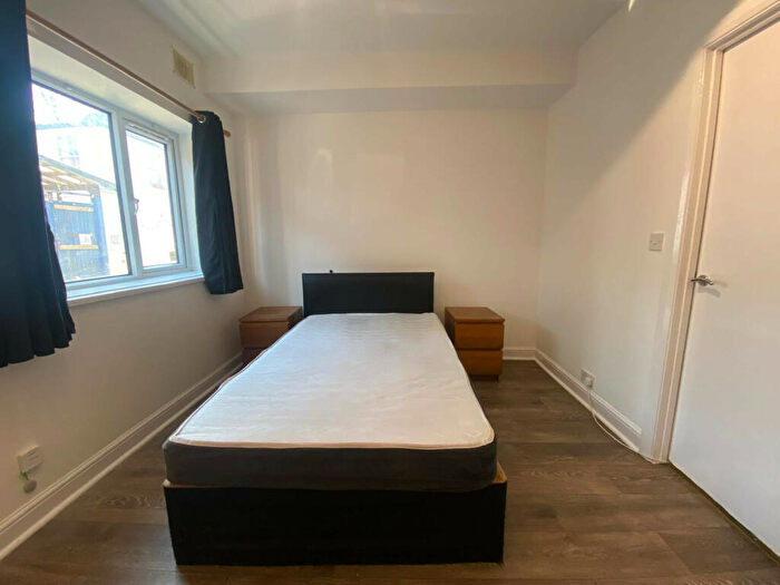 Studio To Rent In Self-Contained Studio @ Hackney, E5 - Photo 2