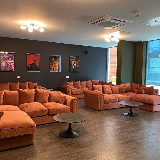 Studio To Rent In York Road, Bournemouth, BH1