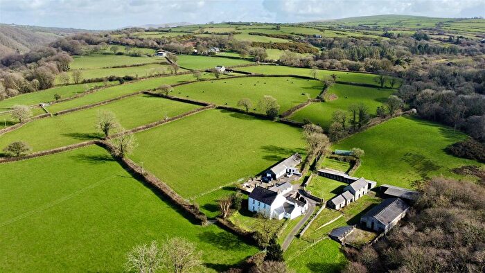 4 Bedroom Farm For Sale In Glandwr Farm, Llanychaer, Fishguard, SA65