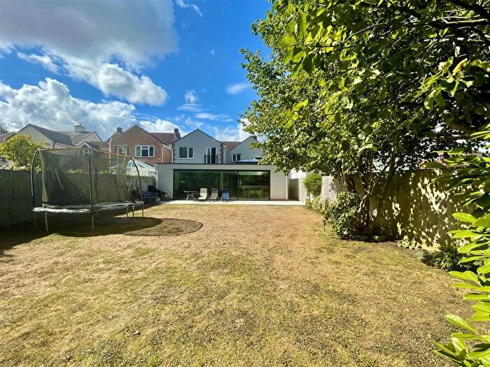 4 Bedroom Detached House For Sale In Wharf Road, Wroughton, Swindon, SN4