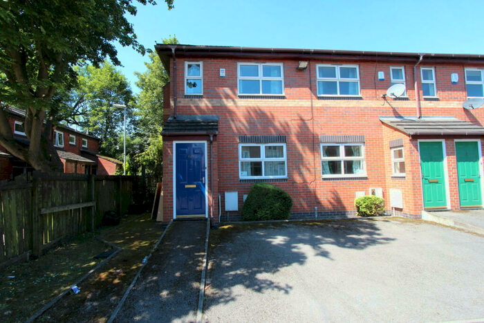 3 Bedroom House To Rent In Exbury Street, Manchester, M14