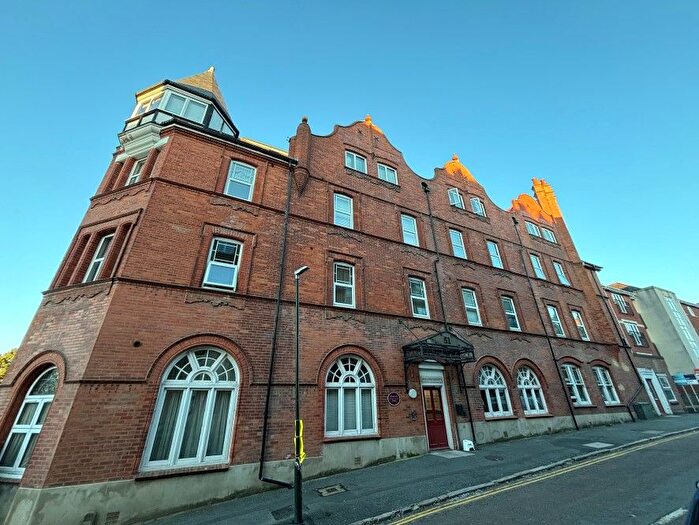 1 Bedroom Flat For Sale In Flat, Midland Heights, Norwich Avenue West, Bournemouth, BH2